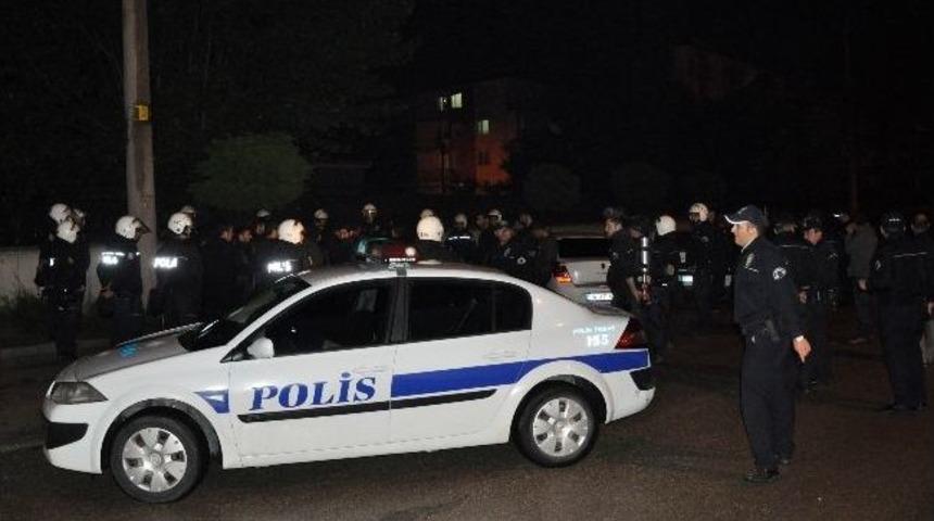 &Uuml;niversiteli Grup Polisi Alarma Ge&ccedil;irdi