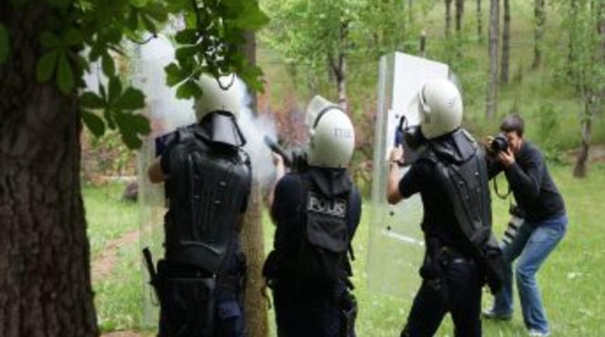 Dışişleri Bakanlığı&rsquo;ndaki Eyleme Gazlı M&uuml;dahale