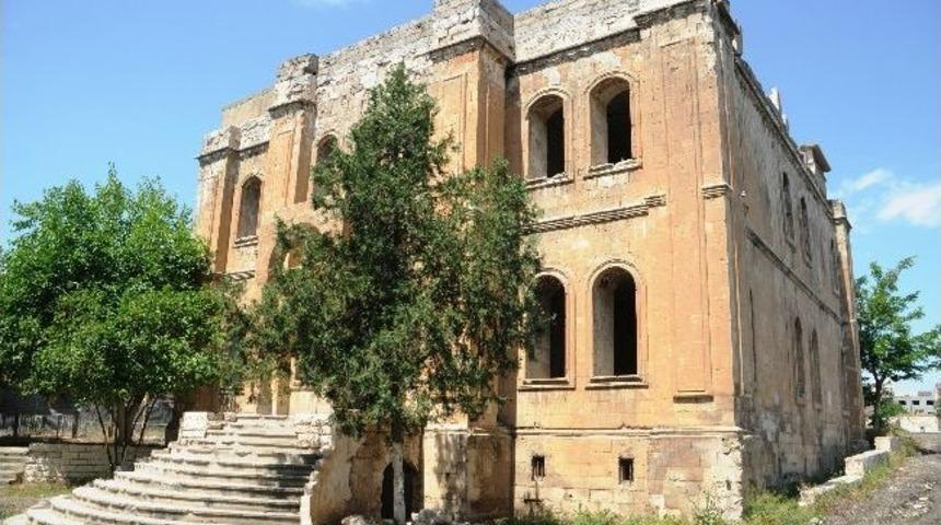 Hamidiye Kışlası Restorasyon Sözleşmesi İmzalandı