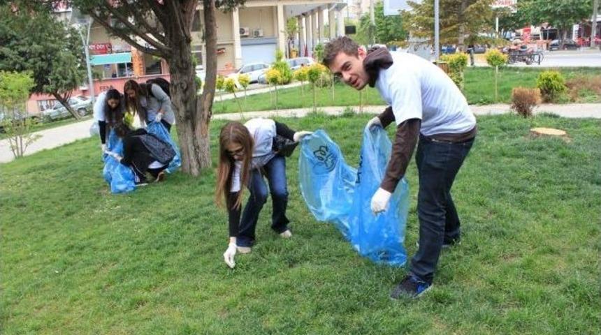 D&uuml;nya Temizlik Kampanyası Nil&uuml;fer&rsquo;de