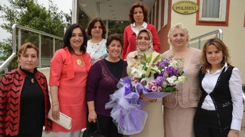 Protokol Eşleri Anneler G&uuml;n&uuml; Etkinliğinde Buluştu