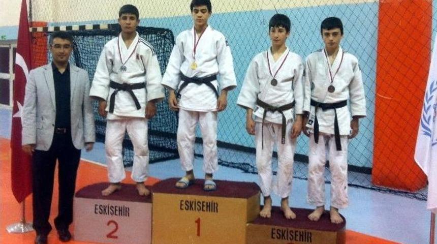 Balıkesirli Judocular T&uuml;rkiye Şampiyonu