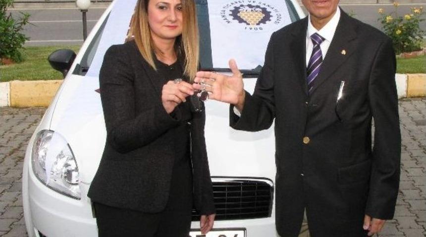 Alışveriş Ş&ouml;leni Talihlileri &Ouml;d&uuml;llerine Kavuştu