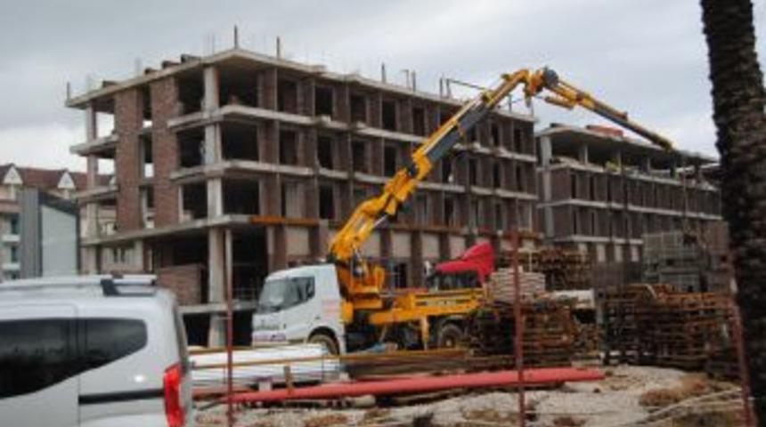 Antalya'nın Turistik B&ouml;lgelerinde 5 Aylık Inşaat Yasağı Başladı