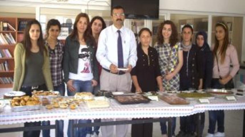 İslahiye MYO &Ouml;ğrencilerinden Kermes
