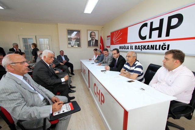 CHP Genel Başkan Yardımcısı Tezcan: Ajanlar Bölgede Savaş Çığırtkanlığı Yapıyor