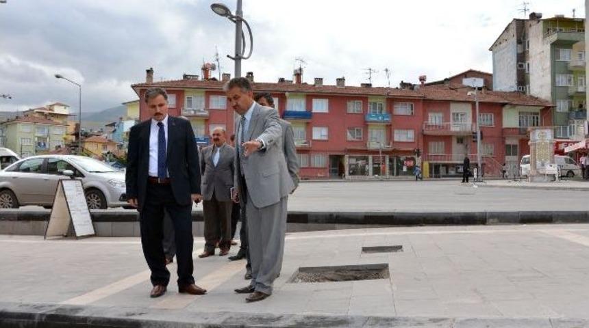 Malatya Belediye Başkanı Ahmet &Ccedil;akır, &Ccedil;alışmaları Yerinde İnceledi