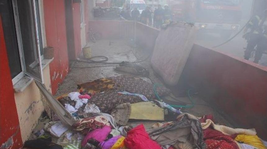 Ev Yangını Korkuttu