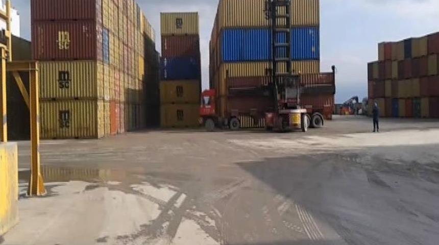 G&uuml;mr&uuml;kte 69 Su&ccedil; Ortaya &Ccedil;ıkartıldı, En Dikkat &Ccedil;ekeni 105 Milyon Adet Makaron Oldu