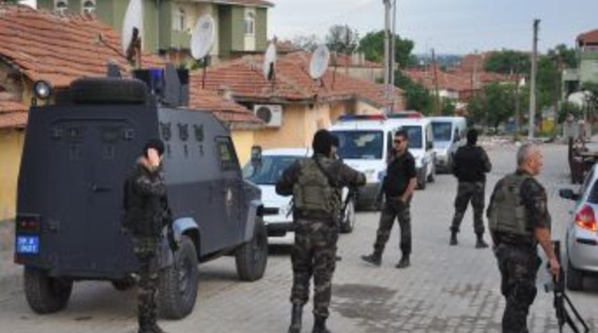 Edirne'de Uyuşturucu Tacirlerine Helikopter Destekli Operasyon