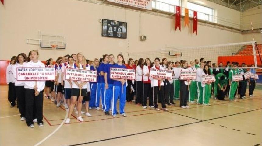 Nk&uuml; Voleybol Y&uuml;kselme Ma&ccedil;larına Ev Sahipliği Yapıyor