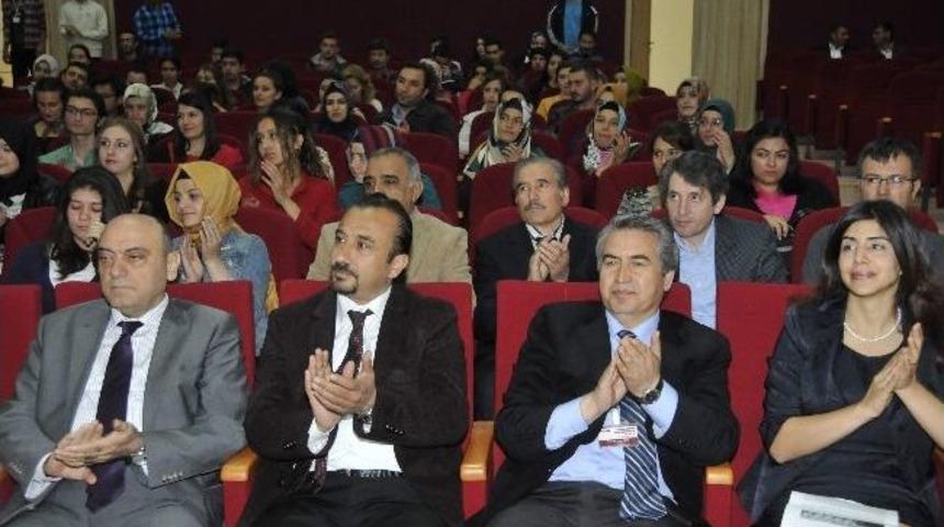 Sel&ccedil;uk&rsquo;ta Geleneksel Mimarının Yapı Ustaları Buluştu