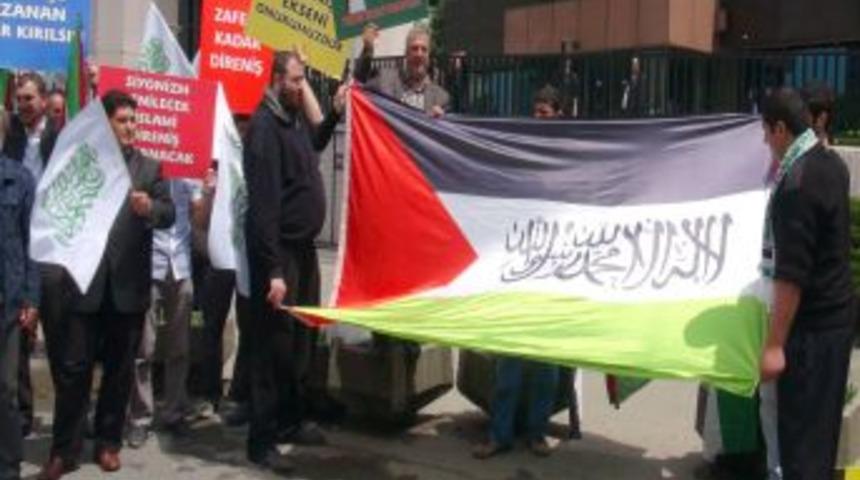 Nekbet G&uuml;n&uuml;&rsquo;nde İsrail&rsquo;i Protesto Ettiler