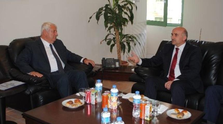 Sgk İl M&uuml;d&uuml;r&uuml; Bilgili, İesob Başkanı Mutlu'yu Ziyaret Etti