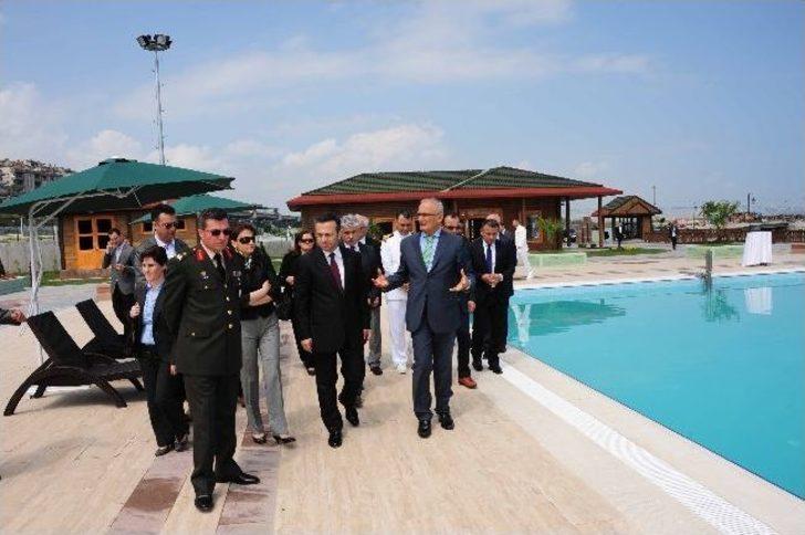 Başkan Yılmaz, Ödüllü Tesiste Protokol Üyelerini Ağırladı G1