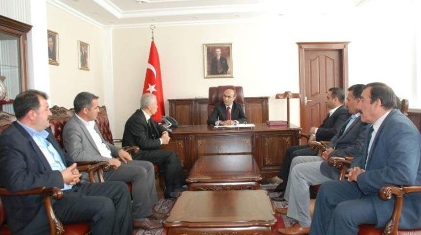 Emlak M&uuml;şavirler Derneğinden, Vali Mahmut Demirtaş&rsquo;a Ziyaret