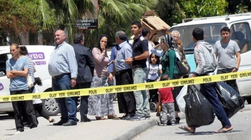 Mersin'de Ş&uuml;pheli Paket Paniği
