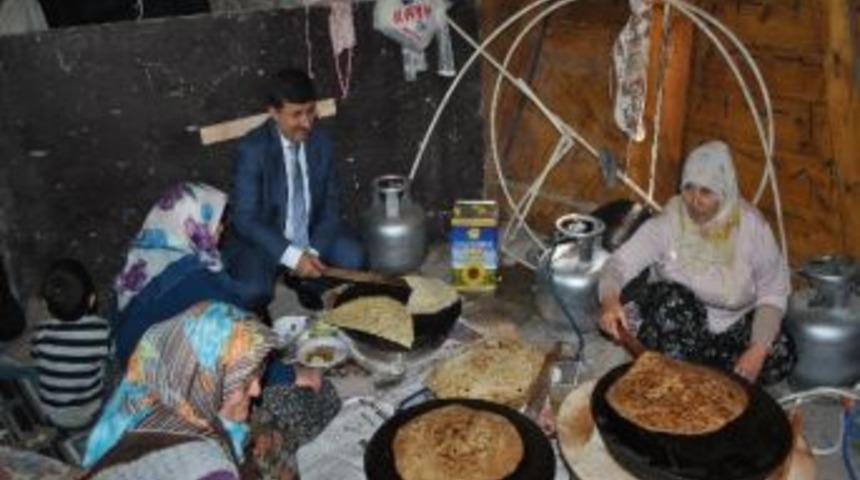 Vali &Ouml;z El H&uuml;nerini Sergiledi