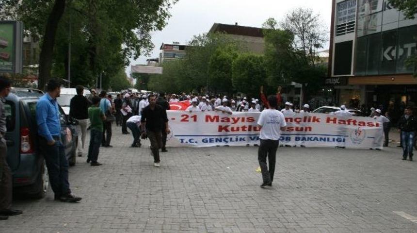 Iğdır'da Gen&ccedil;lik Y&uuml;r&uuml;y&uuml;ş&uuml;