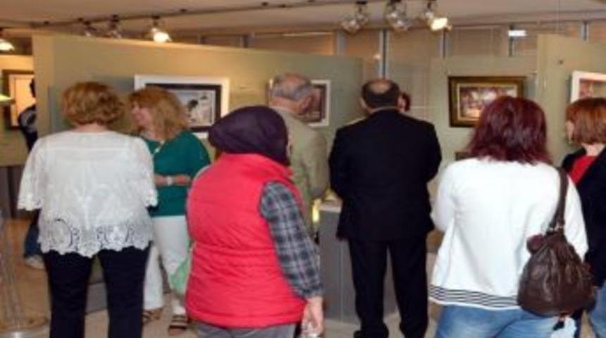 Hemşirelerin Eserleri Esog&uuml;&rsquo;de Sergileniyor