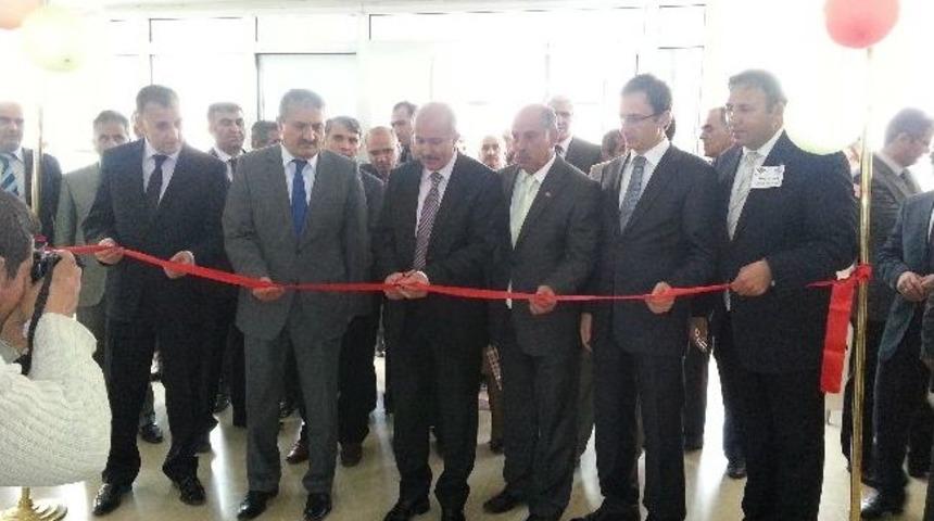 Sosyal Bilimler Lisesinde T&uuml;bitak Fuarı