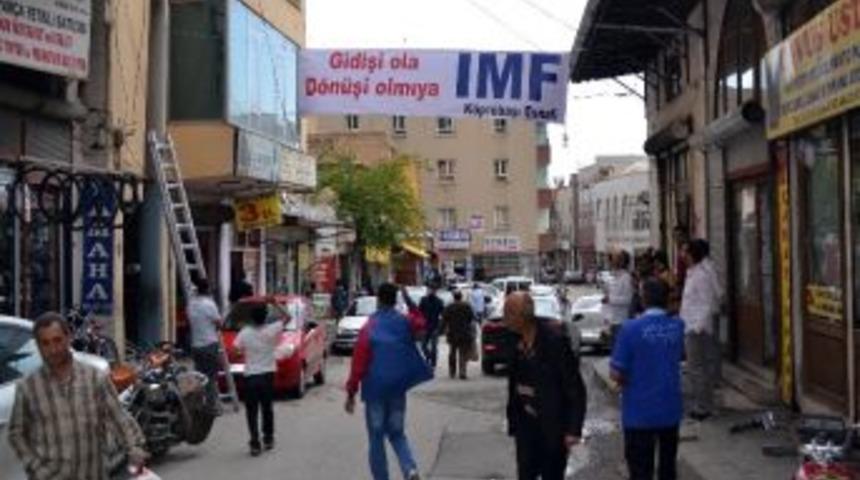 Şanlıurfalı Esnaftan "gidişin Ola, D&ouml;n&uuml;ş&uuml;n Olmaya Imf" Afişi