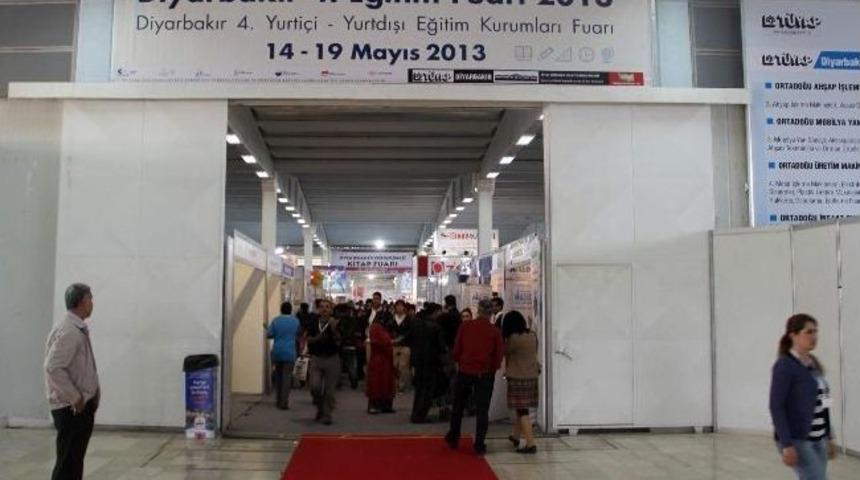 Diyarbakırlılardan Kitap Fuarına Yoğun İlgi