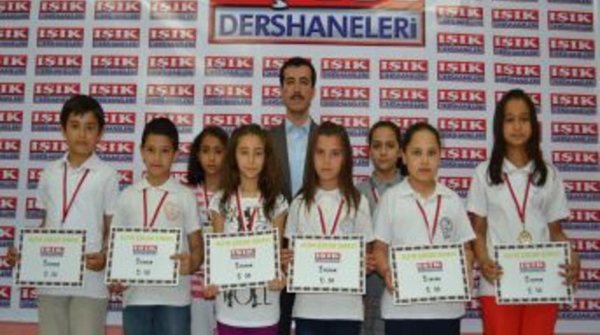 Kozan&rsquo;ın 'altın &Ccedil;ocukları' &Ouml;d&uuml;llerini Aldı