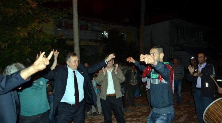 Milletvekili Erkan Ak&ccedil;ay, Asker Eğlencesine Katıldı