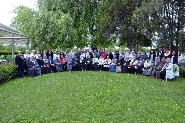 Başkan Ataç Şehit Anneleriyle Buluştu