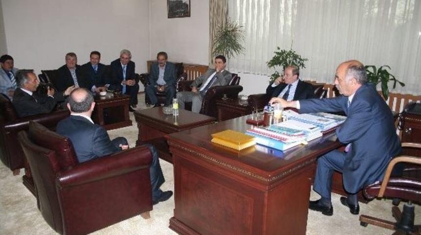 Vali &Ouml;zt&uuml;rk&rsquo;ten, Etso Başkanı Y&uuml;celik&rsquo;e Veda Ziyareti