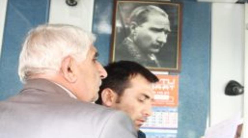 Pirin&ccedil; D&ouml;k&uuml;p Oyalayarak Hırsızlık Yaptılar