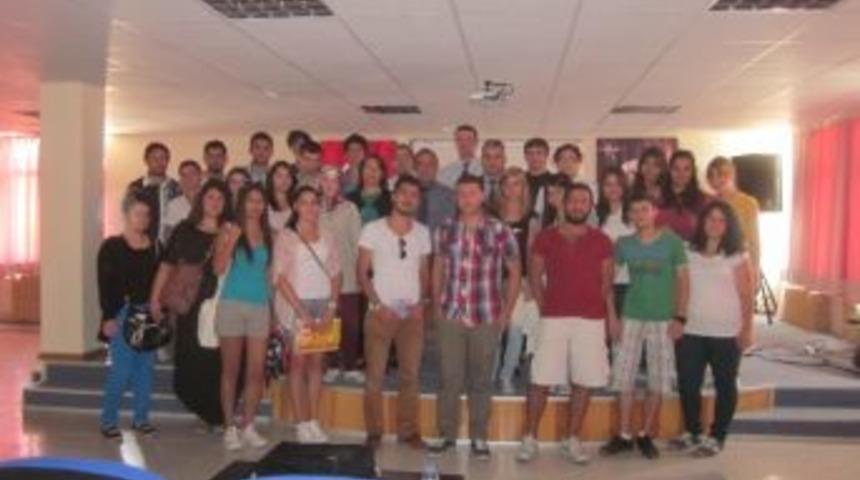 Ayvalık Myo&rsquo;ya Eğitim Semineri