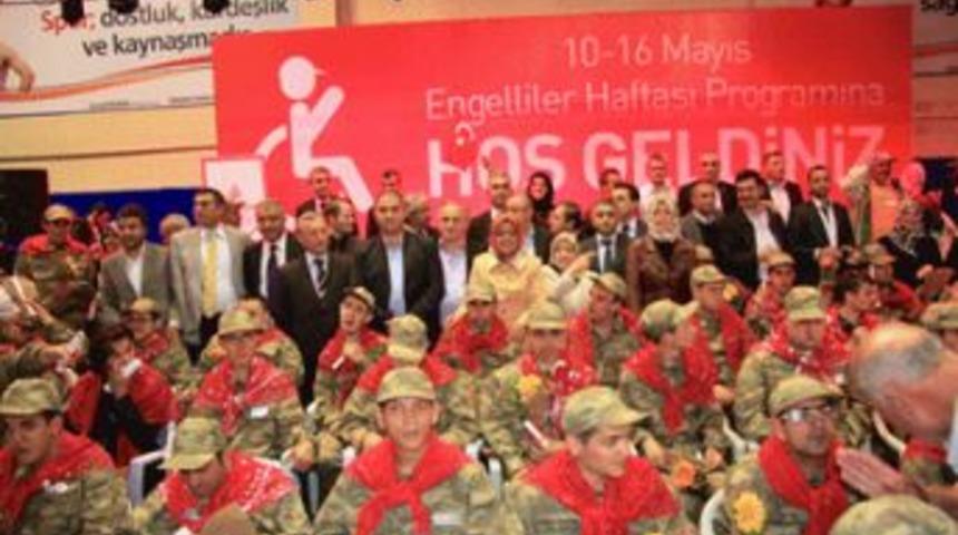 Engelli askerlere tezkere t&ouml;reni