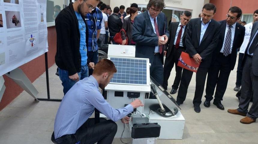 MYO &Ouml;ğrencileri Projelerini Tanıttı