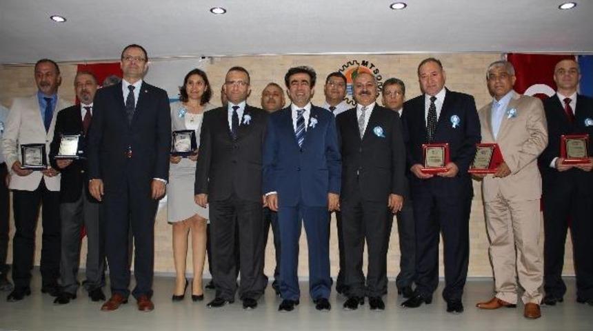 Mersin Sgk&rsquo;dan İşveren Ve Esnafa Teşekk&uuml;r Plaketi