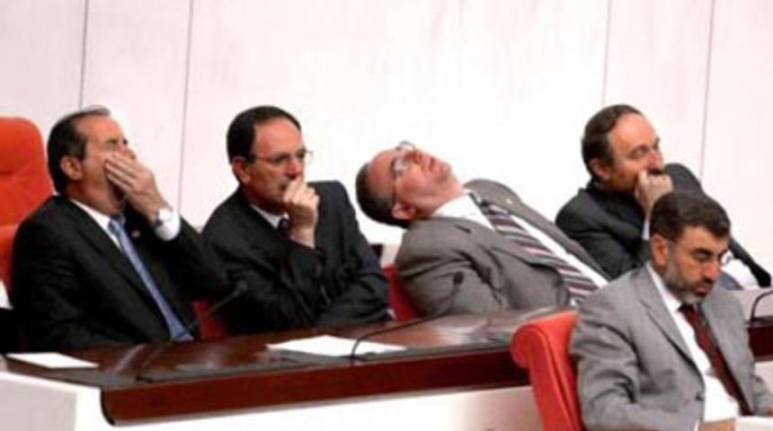 En az ve en &ccedil;ok uyuyan toplumlar