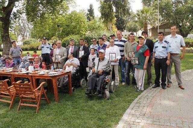 Selçuk Emniyeti Engellileri Kahvaltıda Buluşturdu