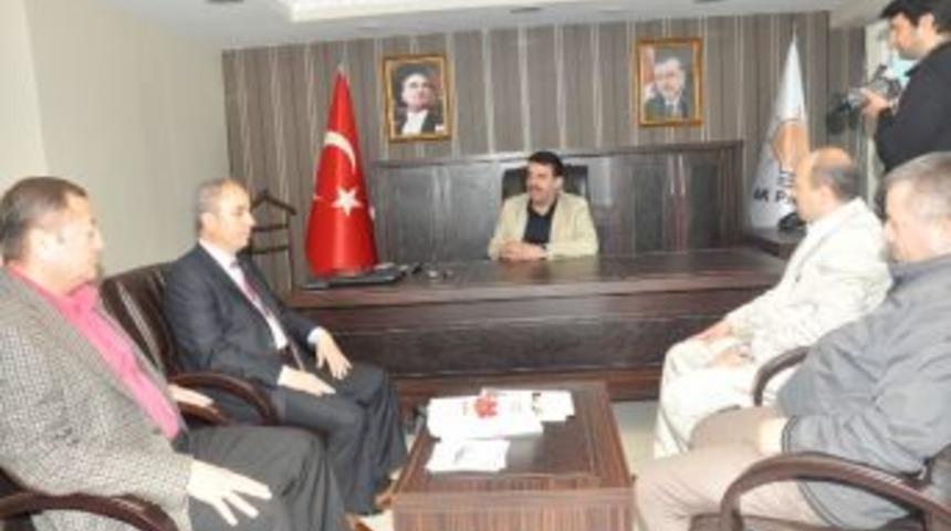 M&Uuml;SİAD heyetinden Ak Parti'ye ziyaret