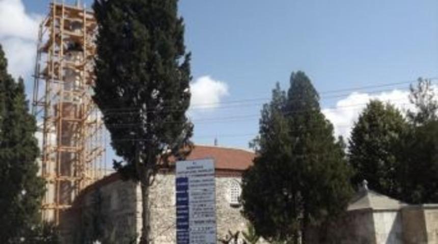 Saadet Partisi&rsquo;nden Tarihi Cami Tepkisi