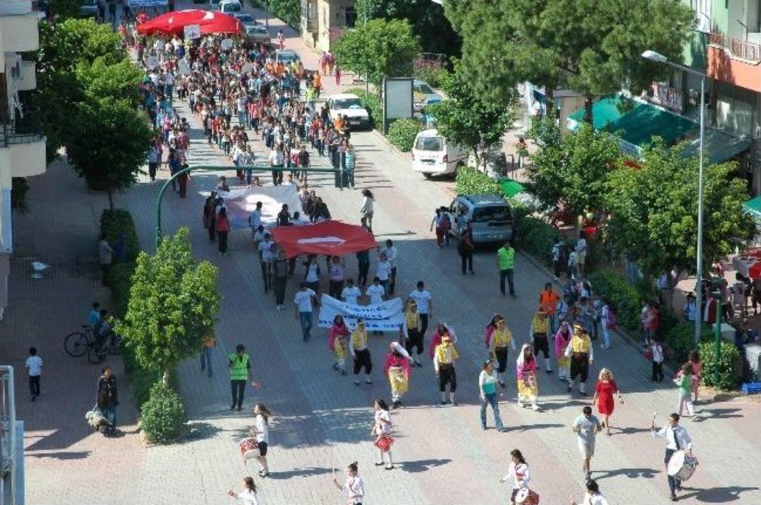 Demre'de Gen&ccedil;lik Y&uuml;r&uuml;y&uuml;ş&uuml; Yapıldı