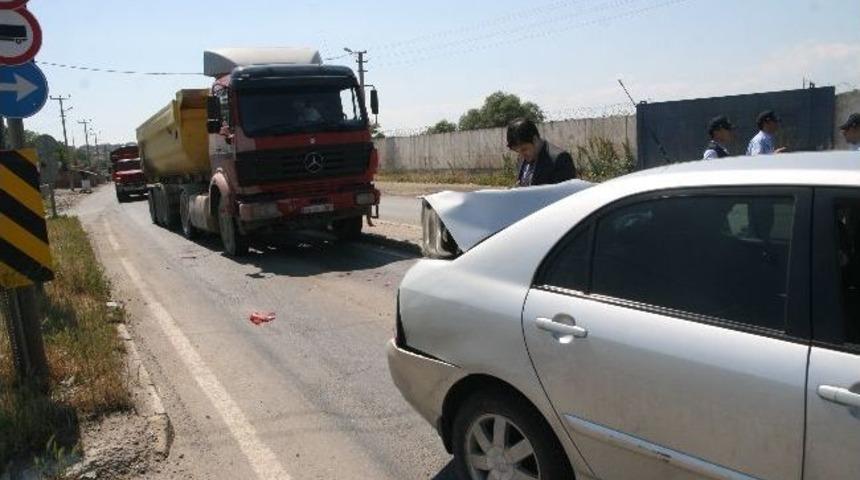 &Ccedil;orlu&rsquo;da Trafik Kazası 1 Yaralı