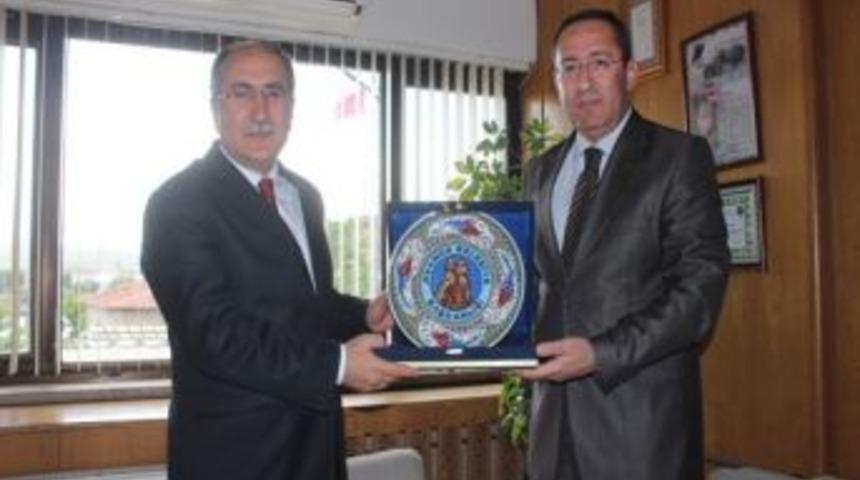 Vali Abdurrahman Savaş, Avanos İl&ccedil;esinde Veda Ziyaretlerinde Bulundu