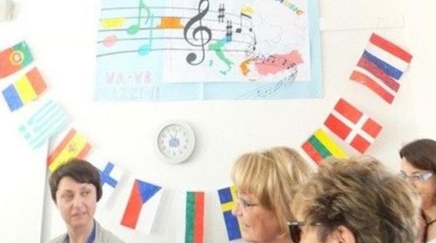 Hoşk&ouml;y Ortaokulu İtalya&rsquo;da Comenius Projesine Katıldı