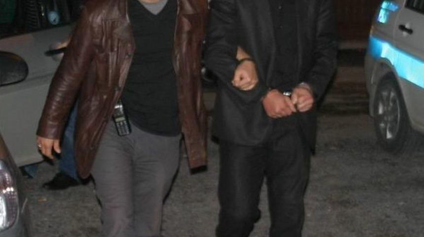 Sondaj Malzemesi &Ccedil;alan Hırsız Yakalandı