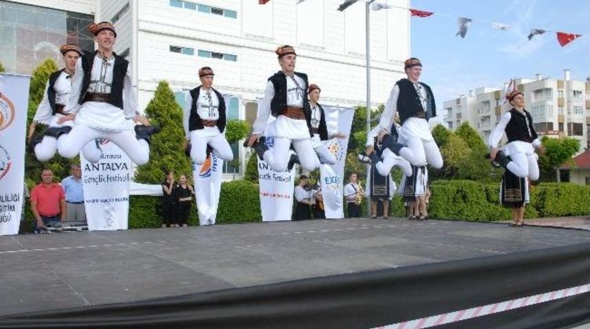 Muratpaşa&rsquo;da 19 Mayıs Kutlamaları Başladı