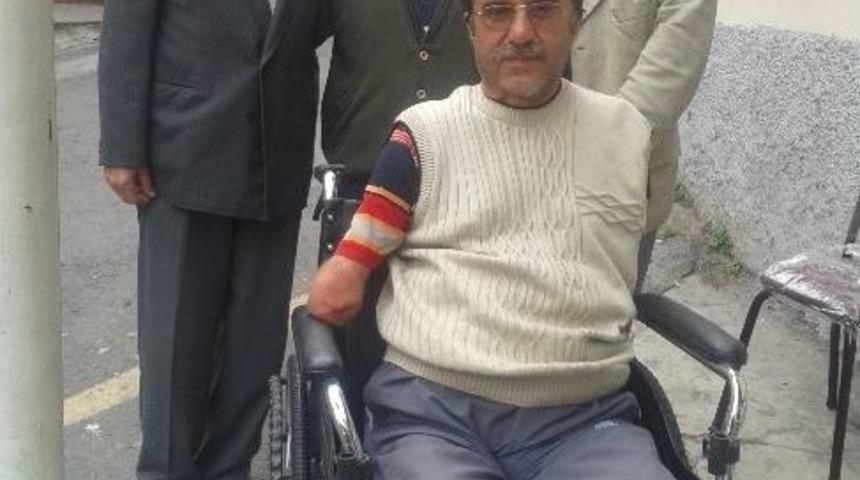 Kdz. Ereğli&rsquo;de 2 Engelliye &Ccedil;ok Fonksiyonlu Tekerlekli Sandalye Desteği