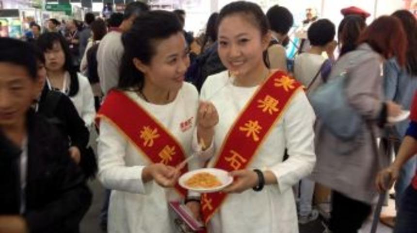 &Ccedil;inliler, T&uuml;rk Lezzetlerini Tattı