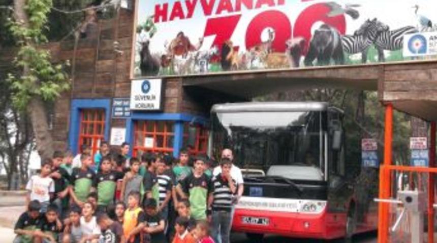 Yeşildereli &Ouml;ğrenciler Antalya Hayvanat Bah&ccedil;esi&rsquo;nde