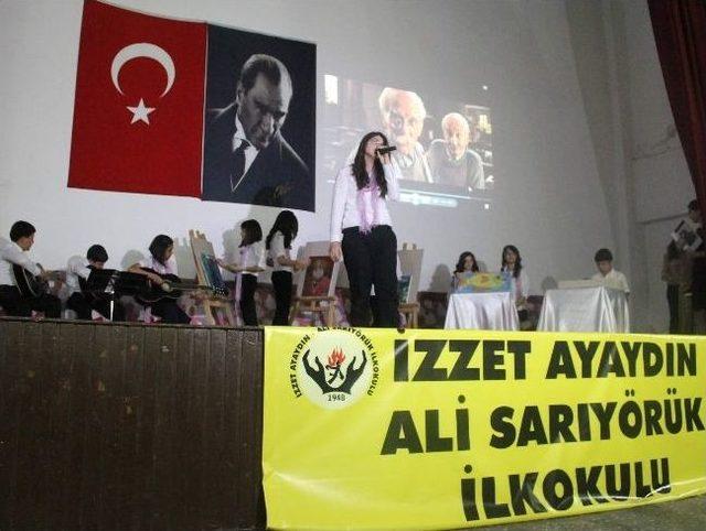 İncirliova’da Öğrencilerden Şiir Dinletisi